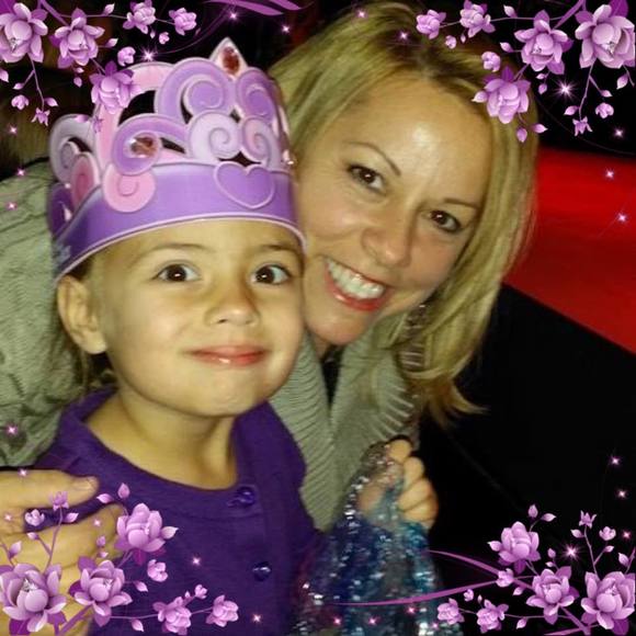 Meet your Posher, Vickie - Picture 1 of 1